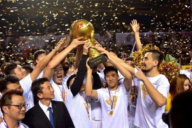 韩旭16分杨力维10+5 中国女篮热身不敌西班牙